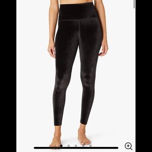 NWT - Beyond Yoga Black Velvet leggings - Small